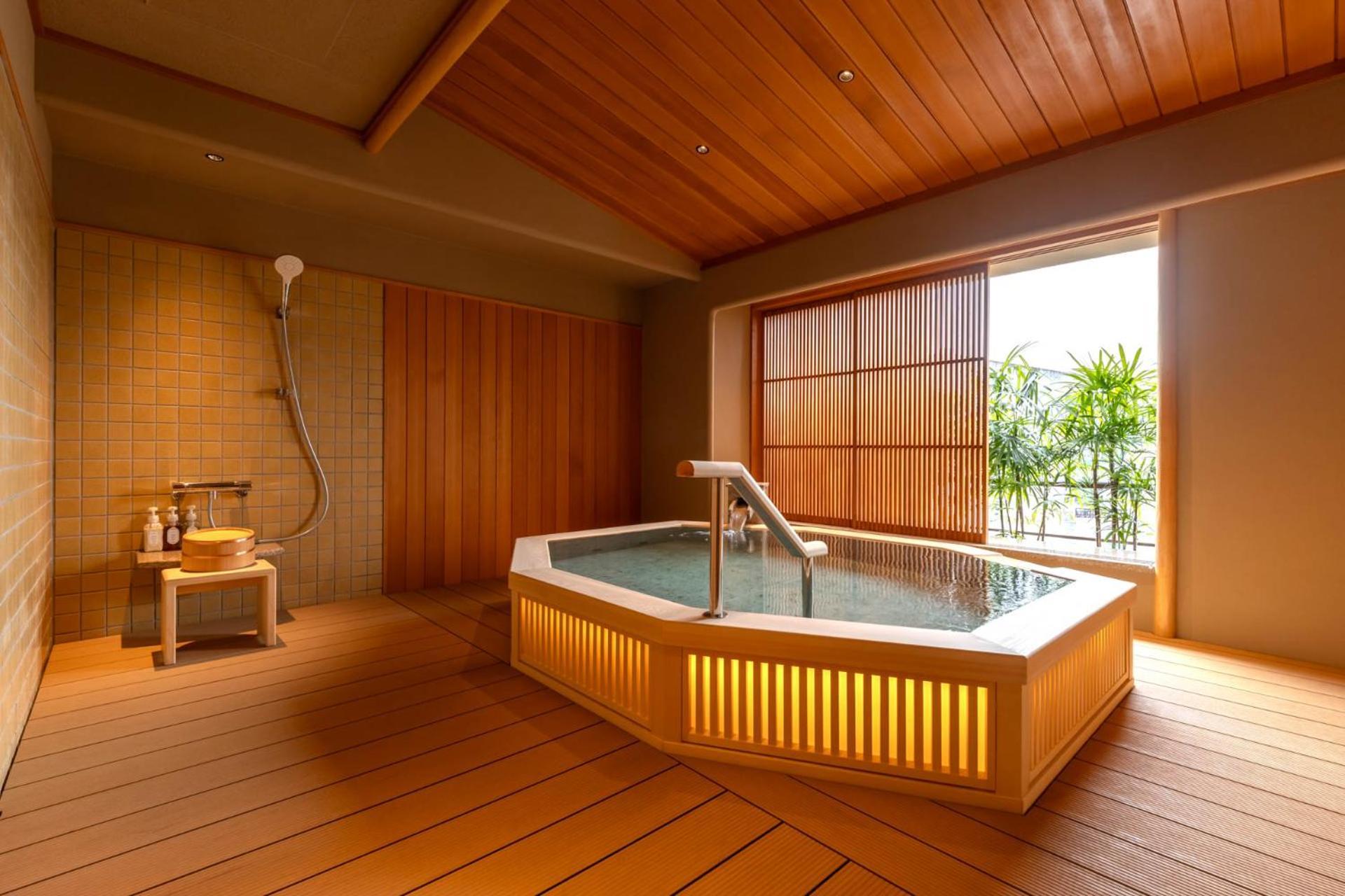 Hotel Wakamizu Takarazuka Exterior photo