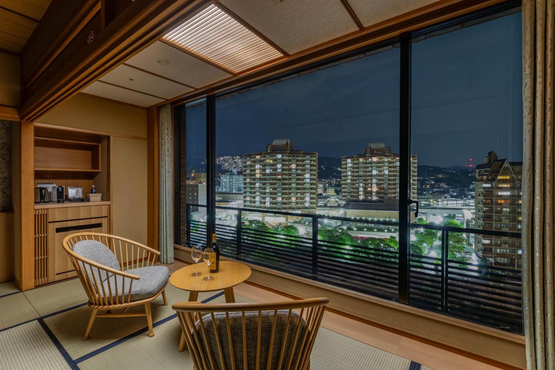 Hotel Wakamizu Takarazuka Exterior photo